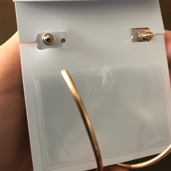 Kendra Scott Ellie hoop earrings - Picture 3 of 4